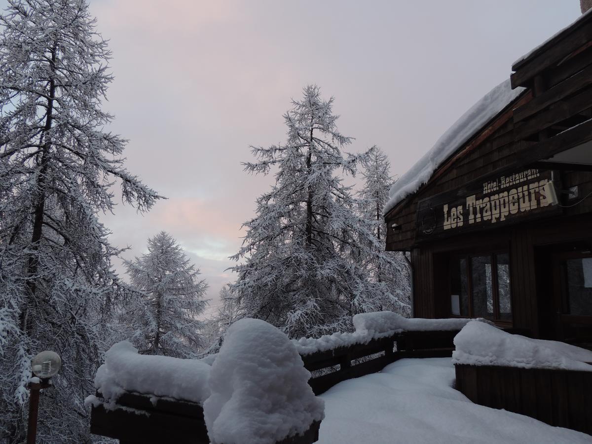 Hotel Les Trappeurs レ・ゾル エクステリア 写真